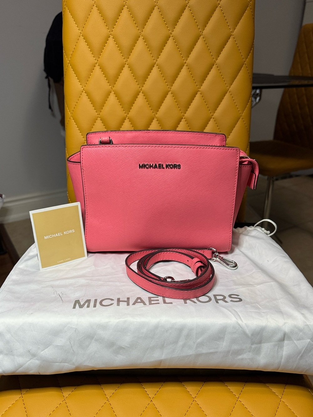 MICHAEL KORS Saffiano Leather Coral Pink Crossbody Bag